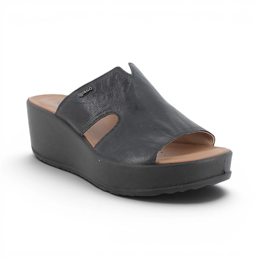 1161900 Igi&Co ženska natikača Black