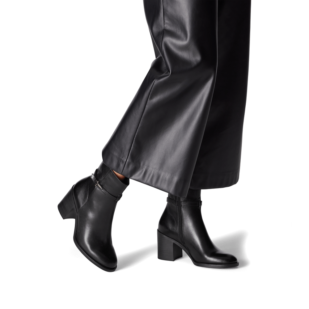 25319-43-001 Tamaris ženska gležnjača BLACK