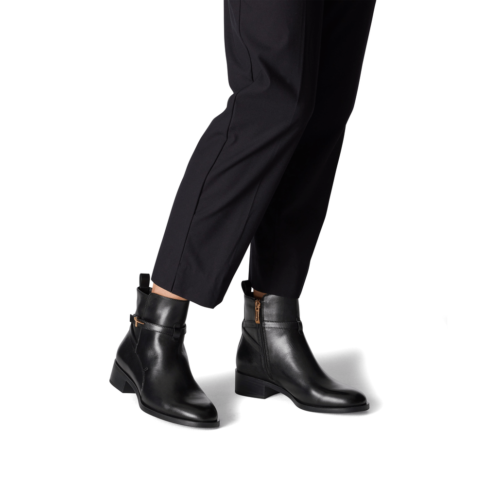 25321-43-001 Tamaris ženske gležnjače BLACK