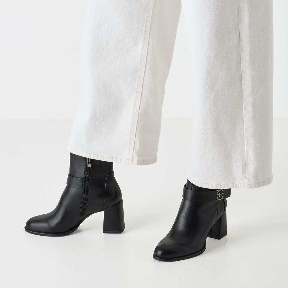 25337-45-001 Tamaris ženska gležnjača BLACK