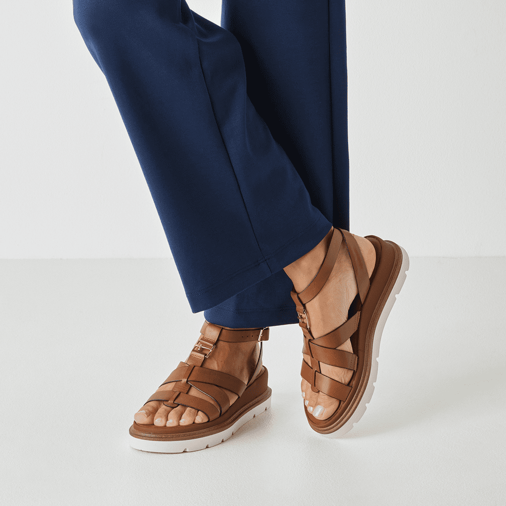 28709-46-305 Tamaris ženska sandala COGNAC