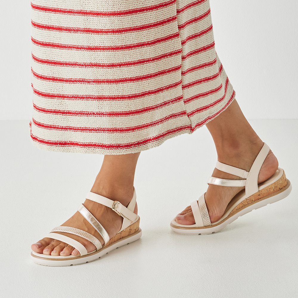 28713-46-418 Tamaris ženska sandala IVORY