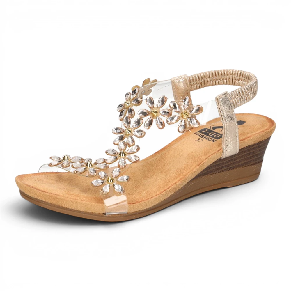 8910823-699 Zlatne sandale Fashion-2GO