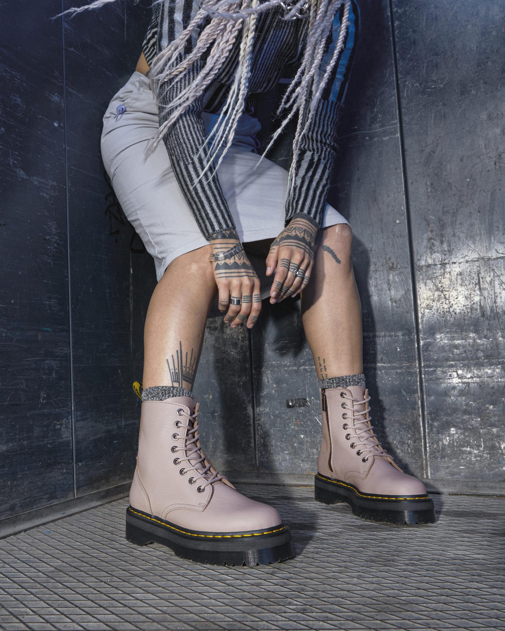 DM31159348 Vintage Taupe Pisa