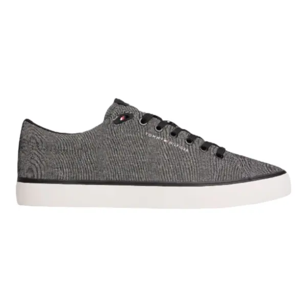 Tommy Hilfiger muške tenisice TH Hi Vulc Core Low Chambray FM0FM05818-BDS-Crna