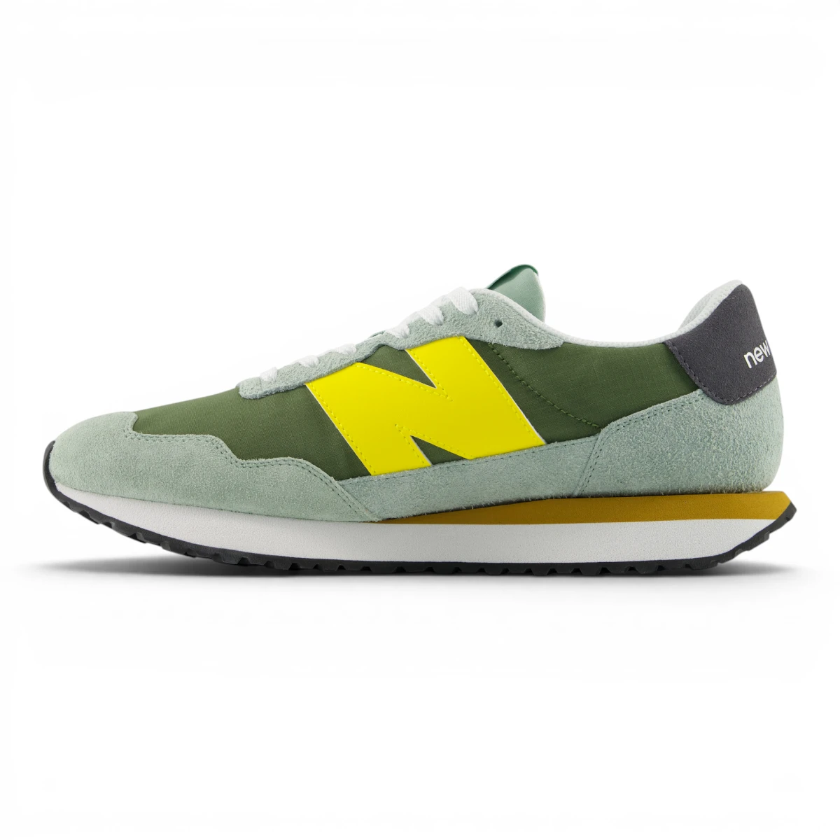 M23791W New Balance tenisice punch yellow